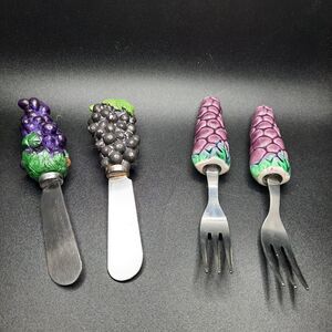 Boston Warehouse Two Grape Cluster Cheese Spreaders Two Grape Forks